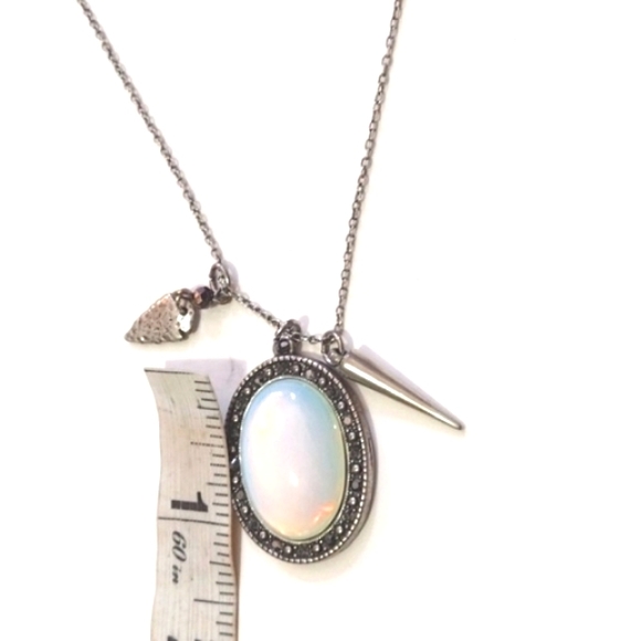 PRICE DROP! AMERICAN EAGLE NECKLACE WITH MOONSTONE PENDANT AND CHARMS-32 INCHES - Picture 9 of 9